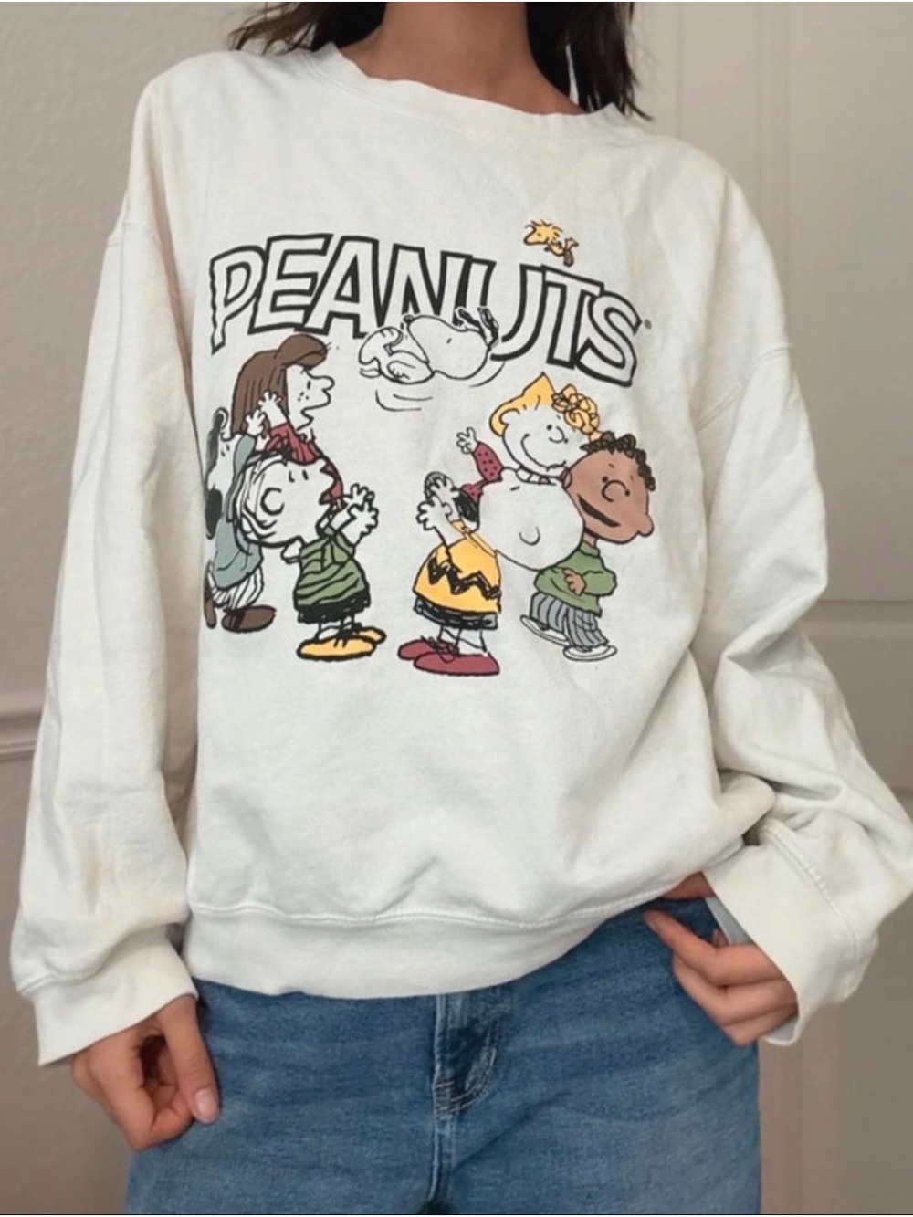 peanuts snoopy graphic crewneck sweatshirt
